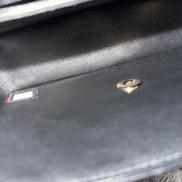 ✨ ❌SOLD❌Chanel Classic Mini Rectangle✨ - Picture 14 of 17